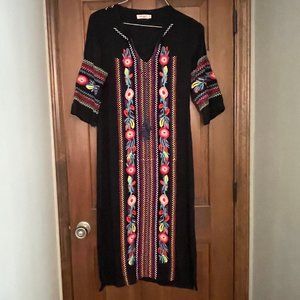 NWOT Size XL Mo Haun Yi Chu embroidered dress
